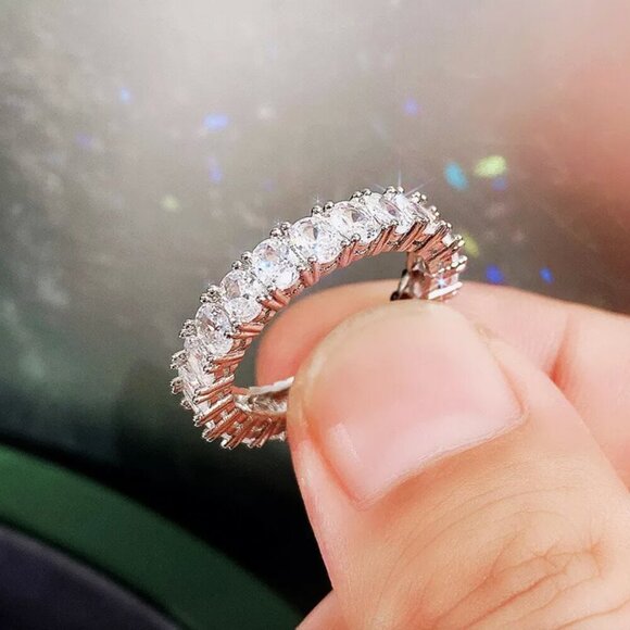 NEW 925 Sterling Silver Diamond Ring Band Oval Cut Ring - Picture 5 of 6